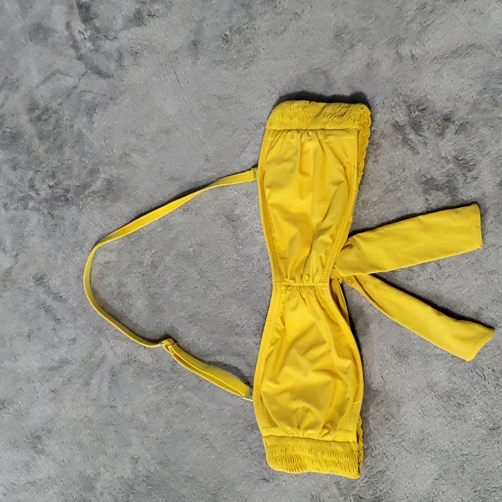 Carmen Marc Valvo Yellow Bikini Top Size S